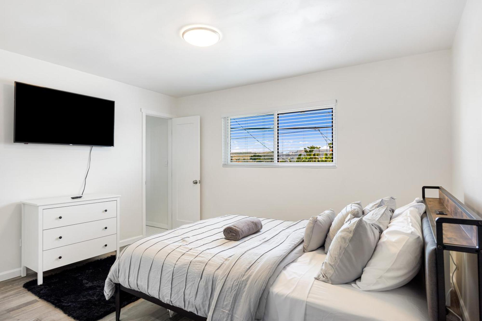 Cozy House Minutes From Downtown Holiday home *